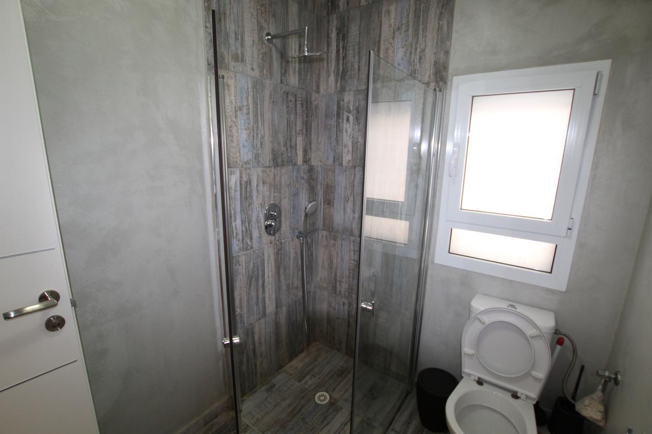 Royal Lea Apartmens Netanya Esterno foto