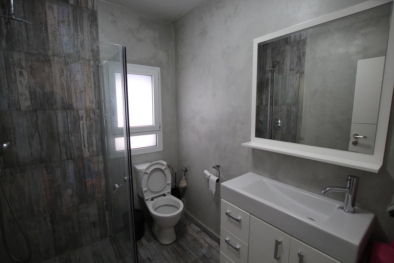 Royal Lea Apartmens Netanya Esterno foto