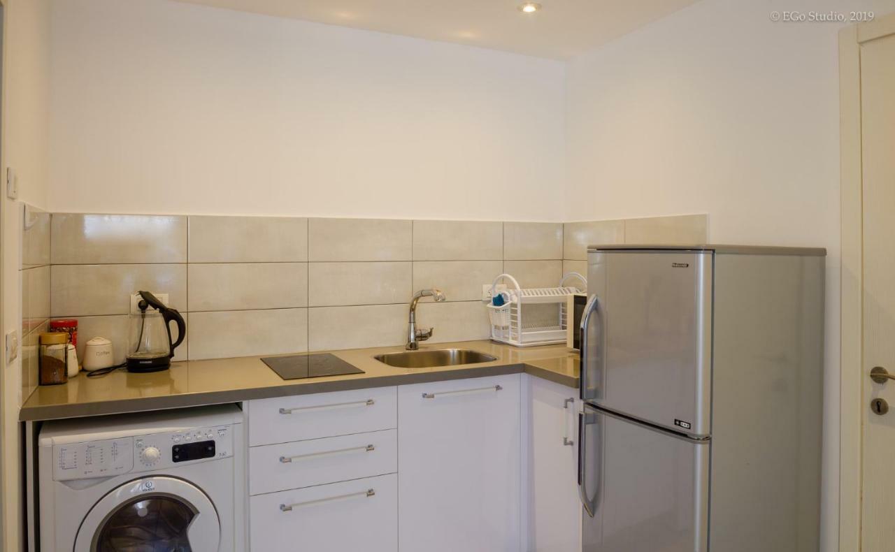 Royal Lea Apartmens Netanya Esterno foto